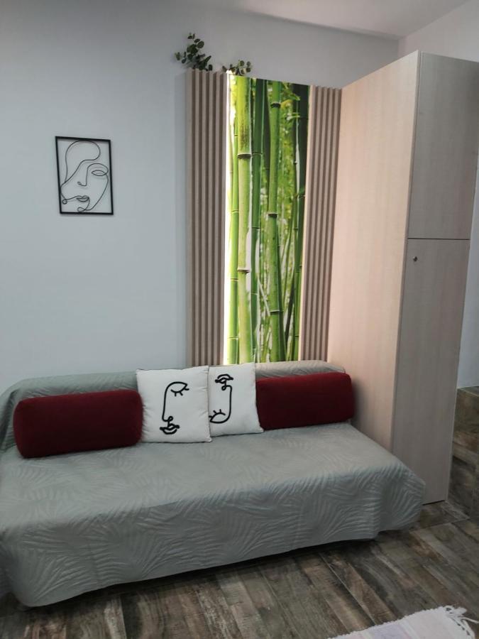 데바 Accent House 아파트 외부 사진