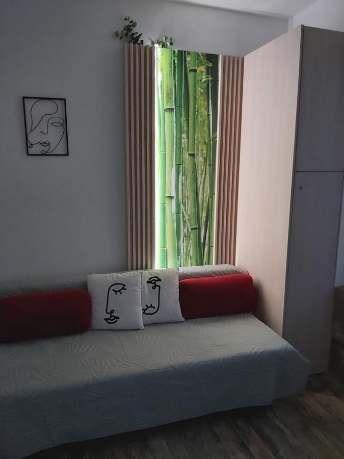 데바 Accent House 아파트 외부 사진