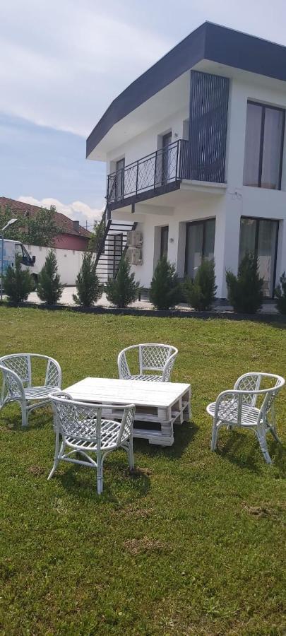 데바 Accent House 아파트 외부 사진